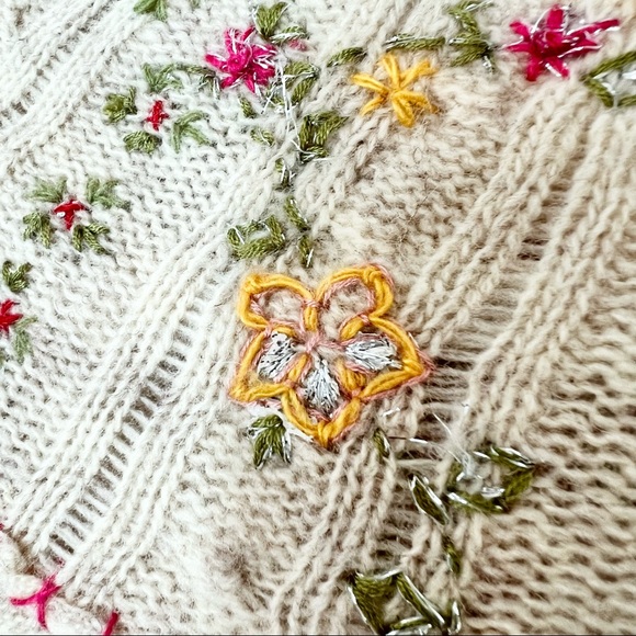 Free people wool blend embroidered floral sweater Small - Picture 5 of 13
